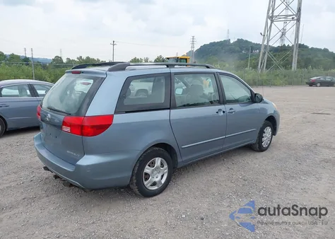 2004 Toyota Sienna Ce z USA, uszkodzony, nr VIN 5TDZA23CX4S012049